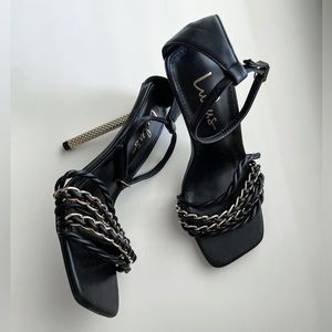 LuLus Black & Gold Chained Heels